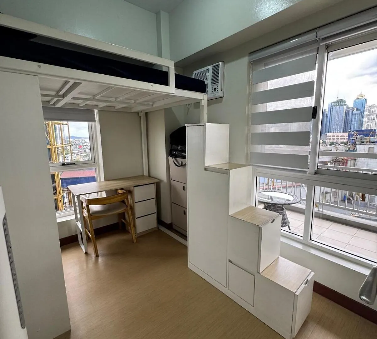 2Br Resort Type Condo W City View Sheridan Manila Apartment
