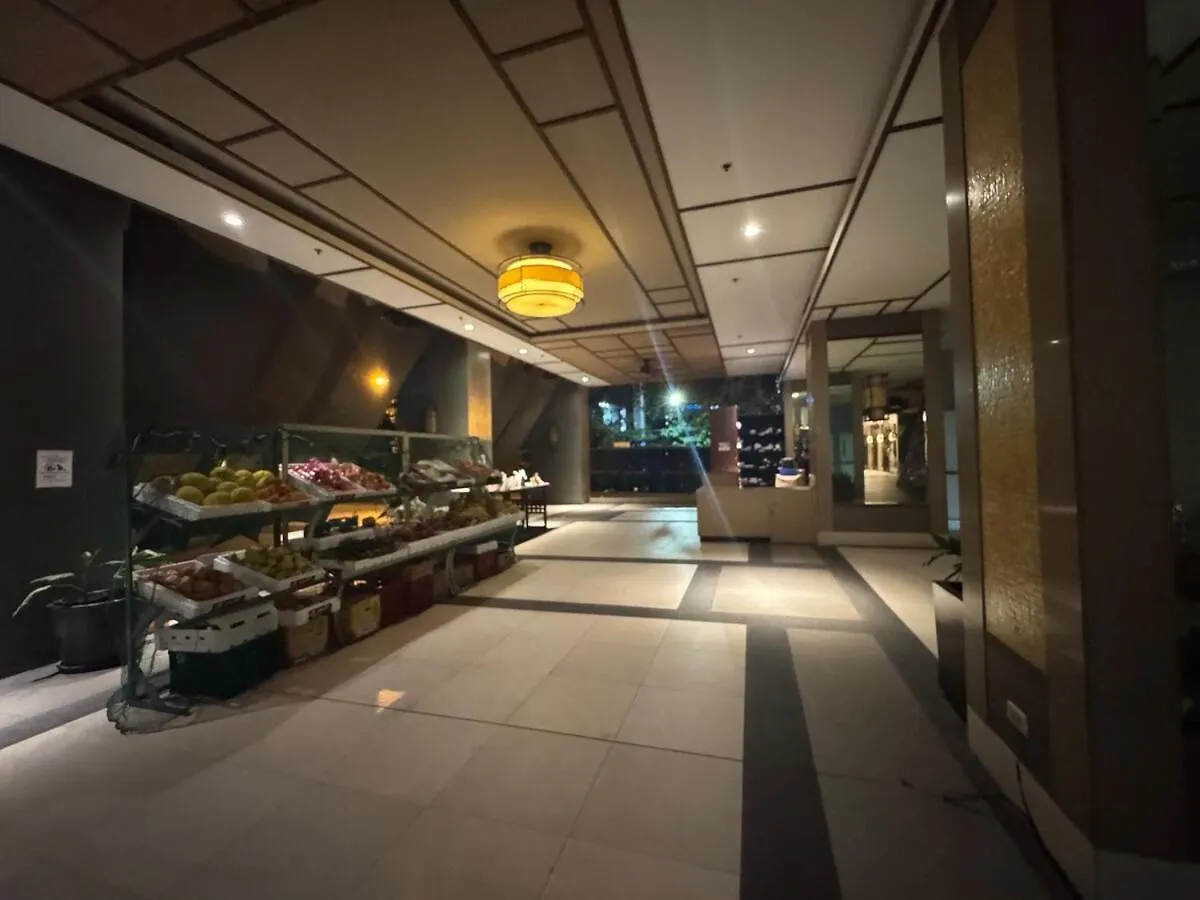 2Br Resort Type Condo W City View Sheridan Manila Apartment