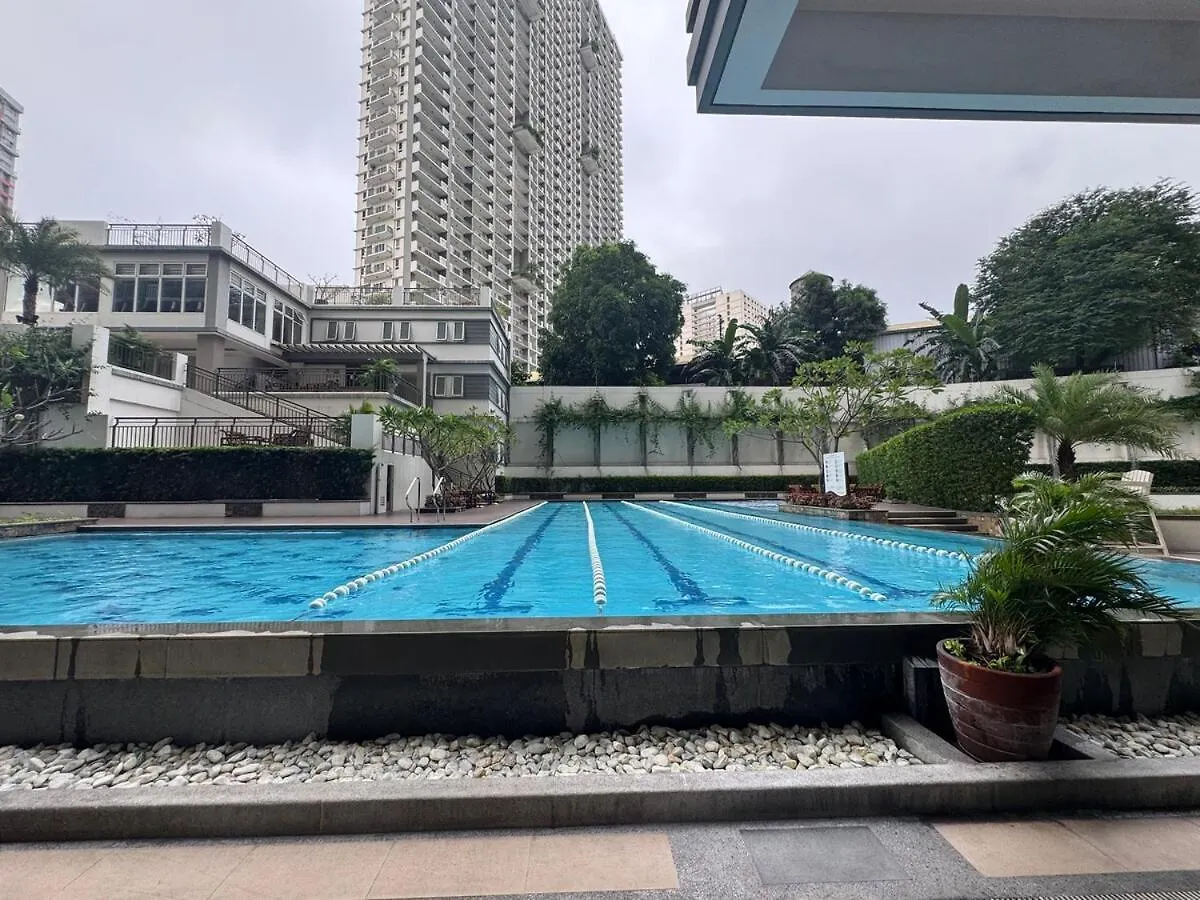 Apartment 2Br Resort Type Condo W City View Sheridan Manila