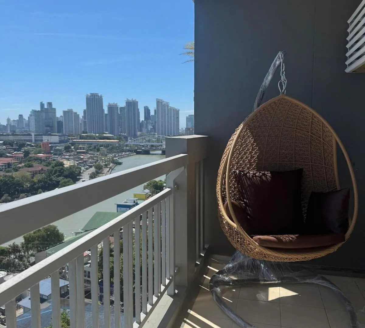 2Br Resort Type Condo W City View Sheridan Manila 0*,  Philippines