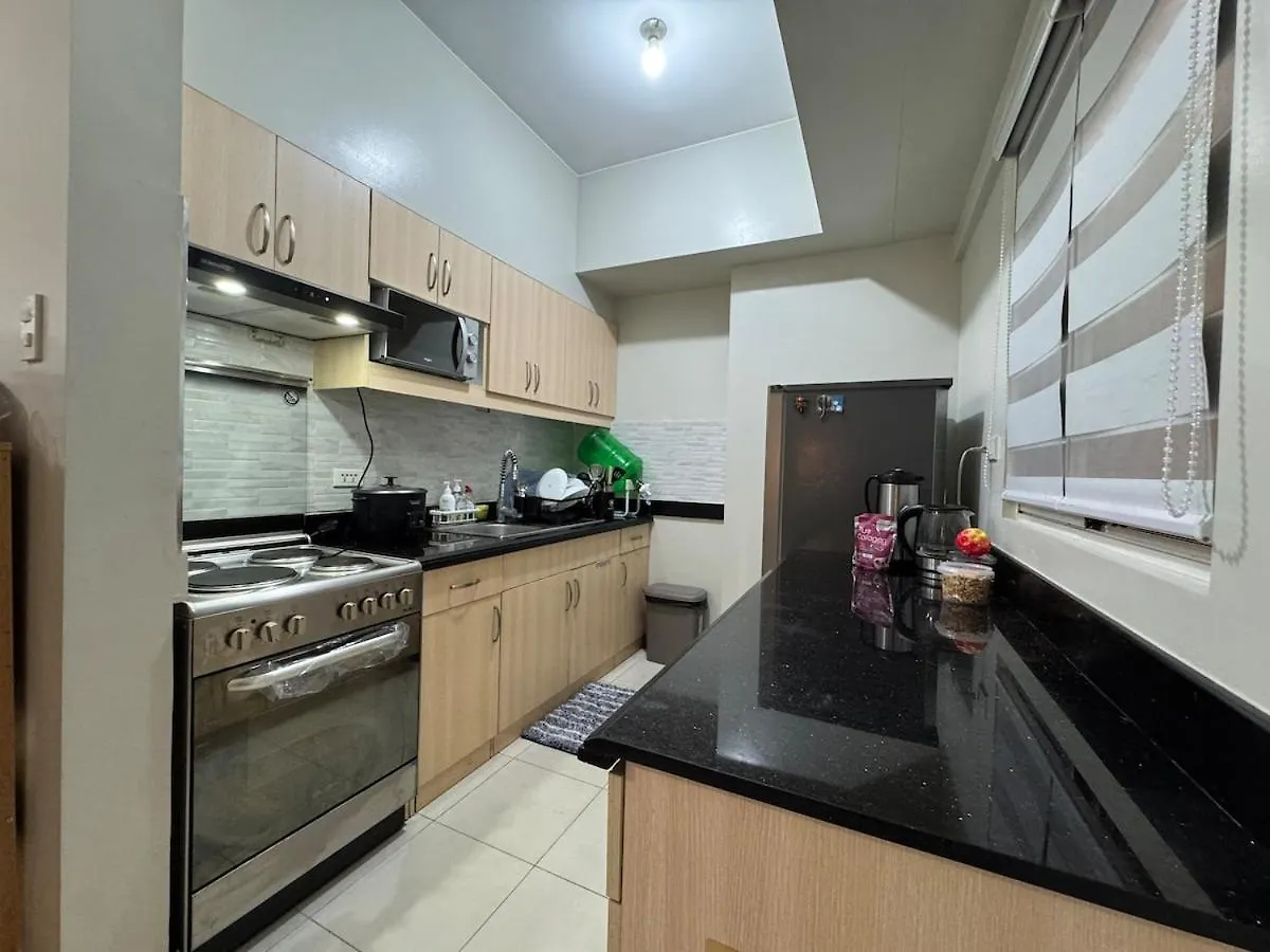 Apartment 2Br Resort Type Condo W City View Sheridan Manila